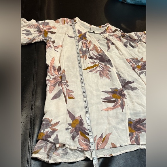 Free People Floral Print Tunic Top - Cream and Pink - Picture 11 of 12